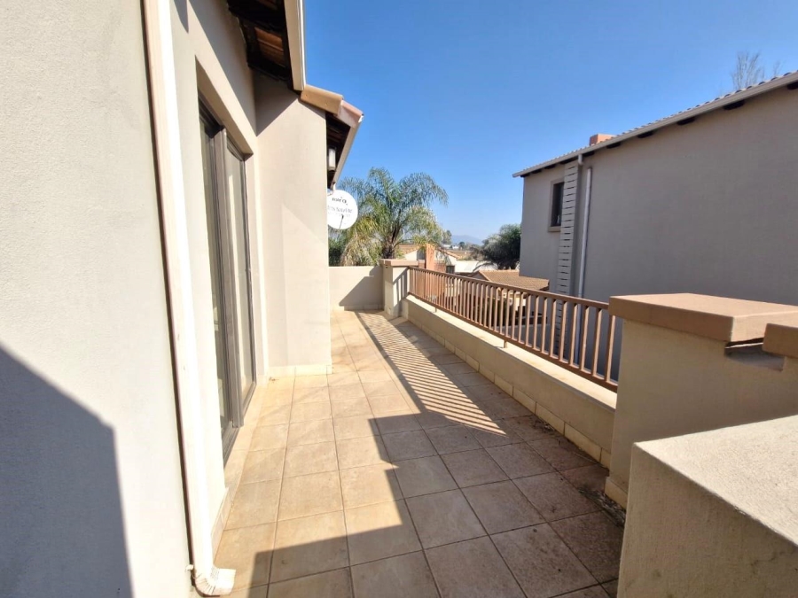 2 Bedroom Property for Sale in Xanadu Eco Park North West